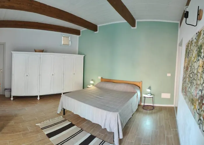 Bed & Breakfast Magalocanda Stanze Sotto Al Castello