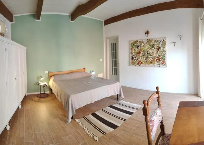 Magalocanda Stanze Sotto Al Castello 3* Montemagno (Piedmont)